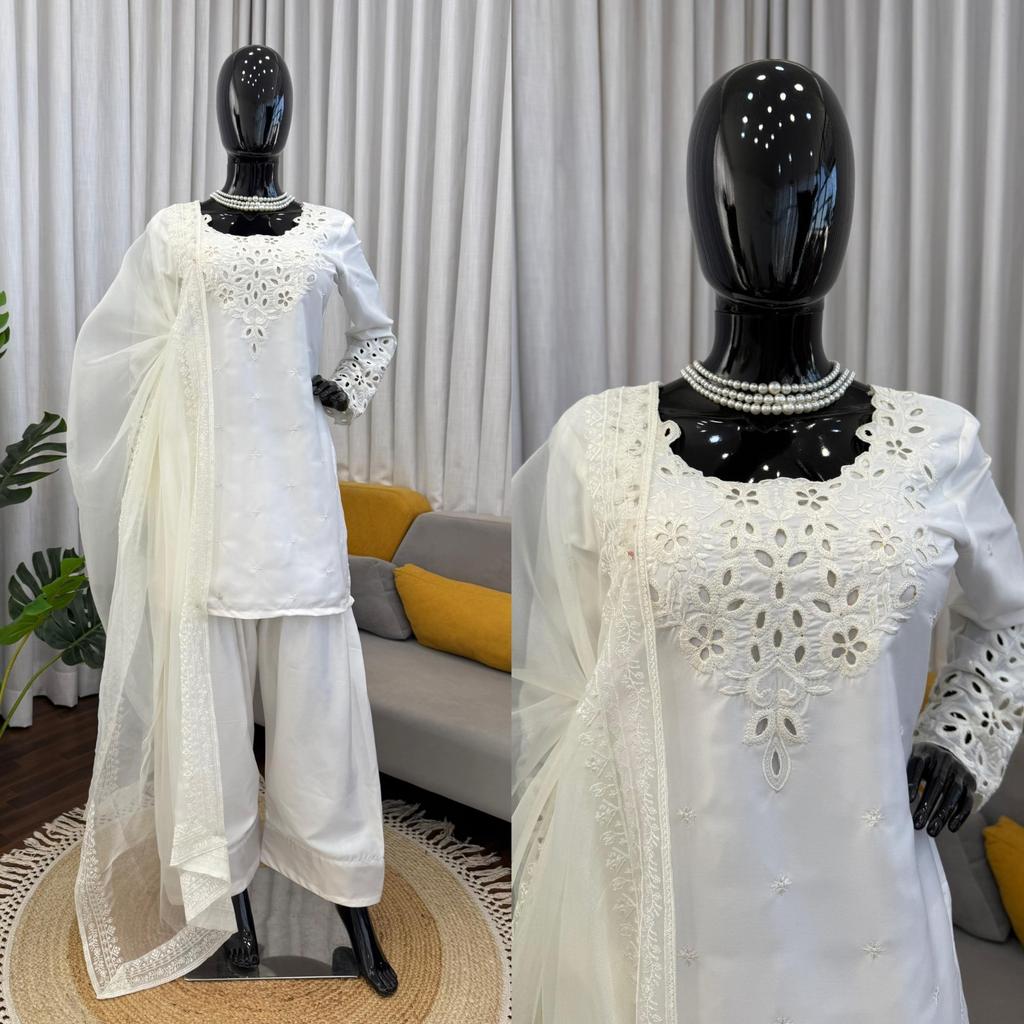 Beautiul Pakisatni Farshi Salwar Suit Indain Bollywood Desigenr Salwar Kameez