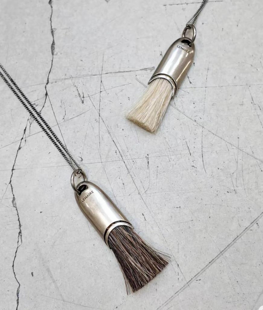 Elegante Rosshaar-Quasten-Halskette - Vielseitige High-End-Pulloverkette mit Nischen-Design-Anhänger für Damen