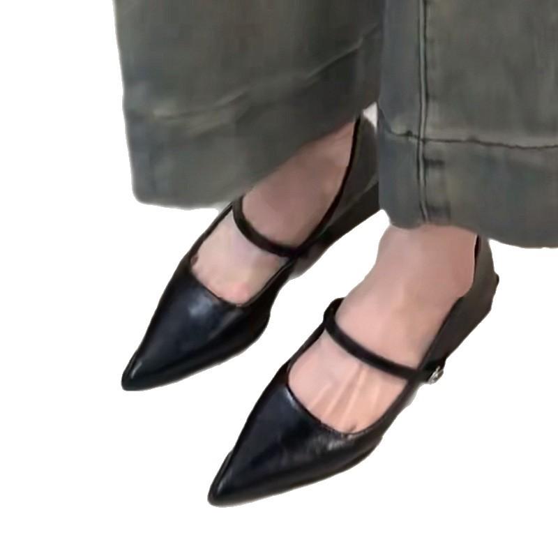 Sheepskin version~ pointed Mary Jane shoes children's retro word with black thick heel French temperament single shoes are not tired