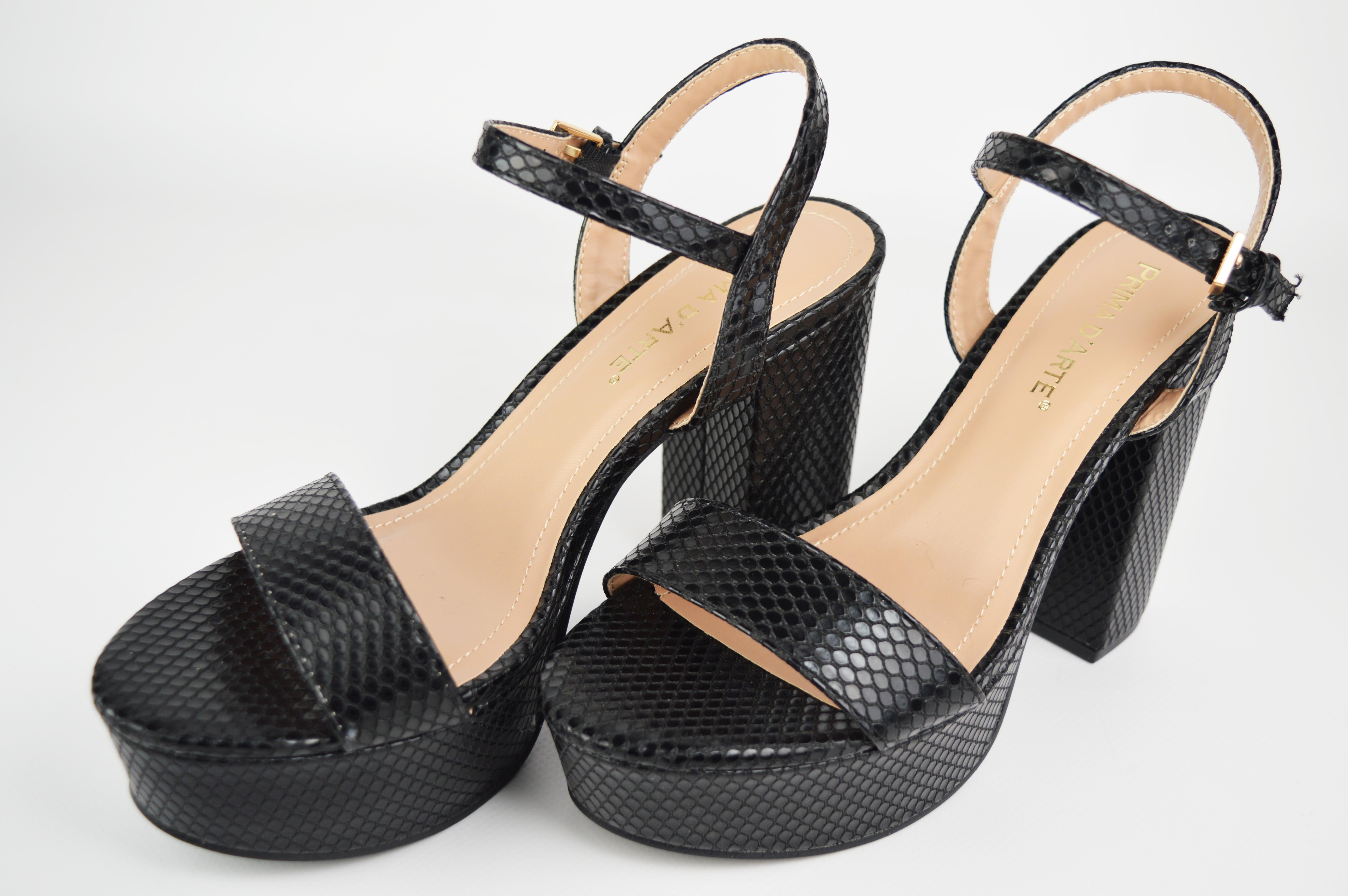 

Босоніжки на високих підборах Prima d Arte 8150 36 41 чорний