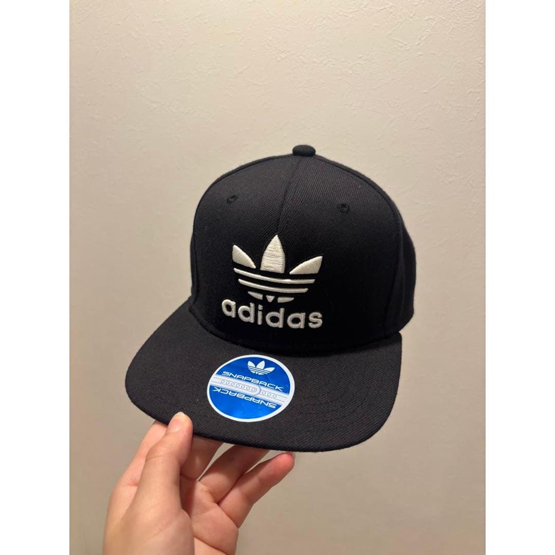 Used Brand new with tag adidas Originals black cap