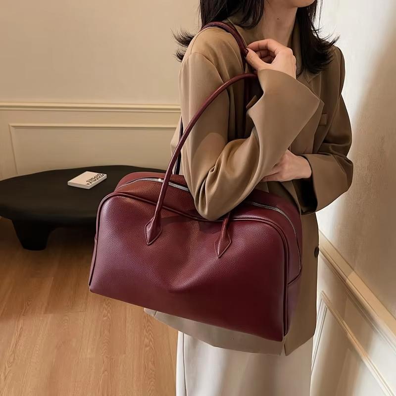 Soft Luxury Bowling Shoulder Bag Fashi Simple Brand Large Capacity Brand Tote Bag High-end Versatile New Commuter Underarm Bag