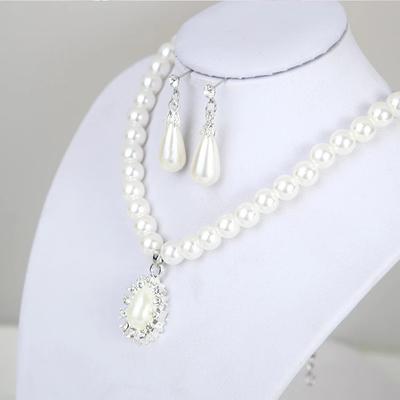 3-teiliges Damen-Schmuckset, Schmuckset für Braut, Perlenhalskette, Ohrringe, Anhänger, Halskette, Hakenohrringe, Schmuckset
