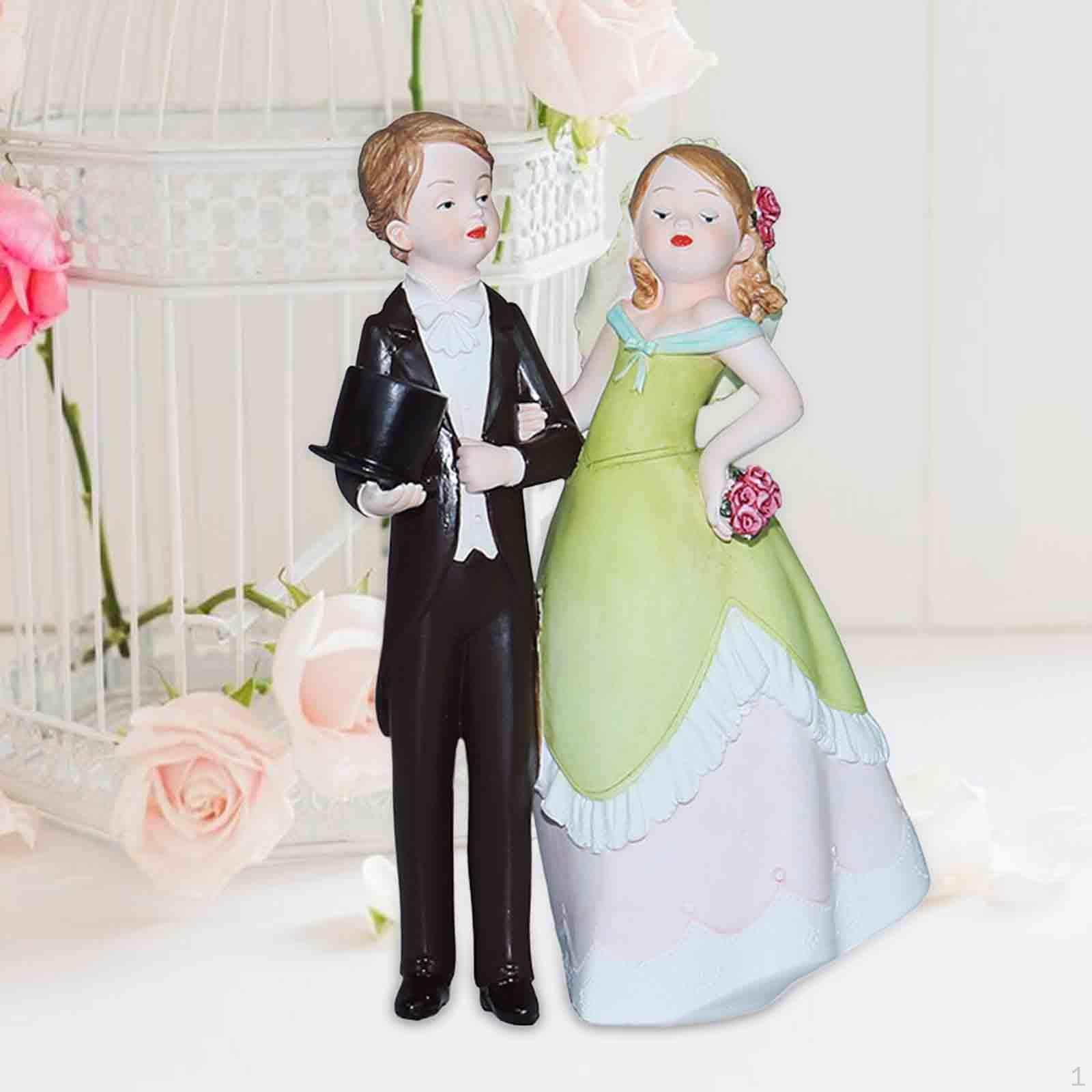 

Charming Wedding Cake Decor Set for Memorable Events Green Dress