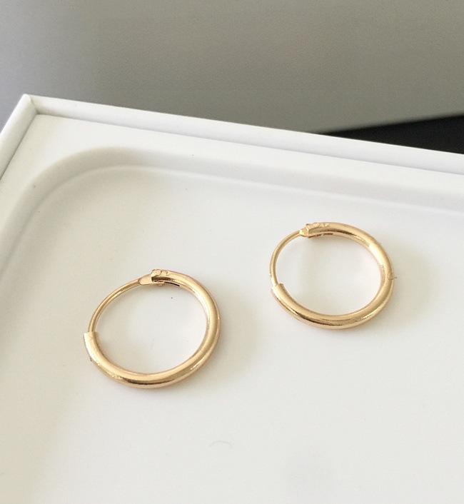 E63 Koreanische GD Partner Kreis Ohrringe: Kreativer, schlichter Modeschmuck.