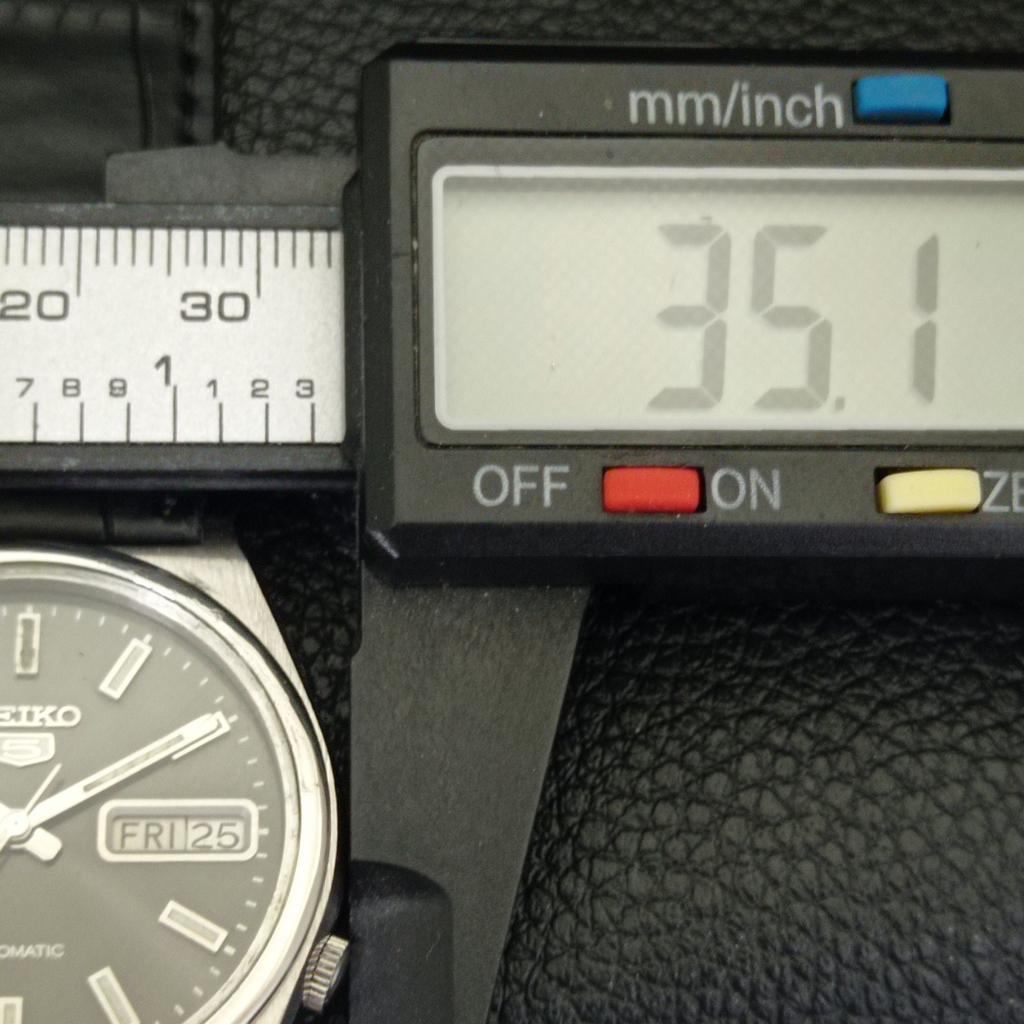 JAPAN VINTAGE SEIKO 5 AUTOMATIC 7009A MENS ORIGINAL DIAL WATCH A702378-5 R124-a702378