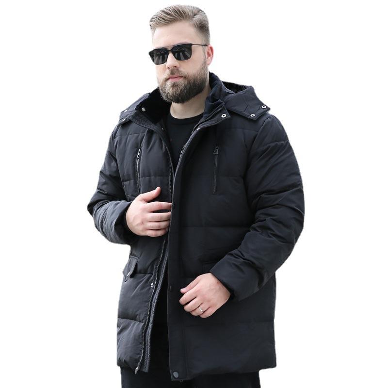 Neue übergroße, übergewichtige Daunenjacke mit vergrößertem Stehkragen für Herren im mittleren bis langen Alter und für ältere Menschen