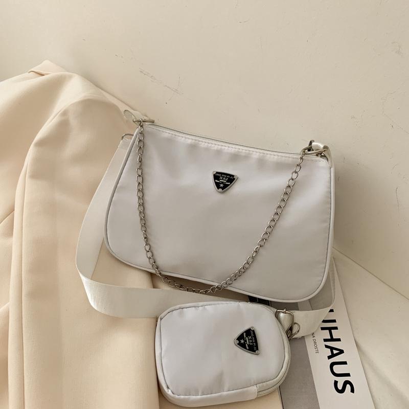 IELGY women s new retro chain armpit baguette shoulder bag