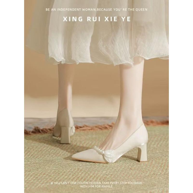 Pearl engagement wedding shoes bride shoes not tired feet thick heel pointed cheongsam dress high heels women light color