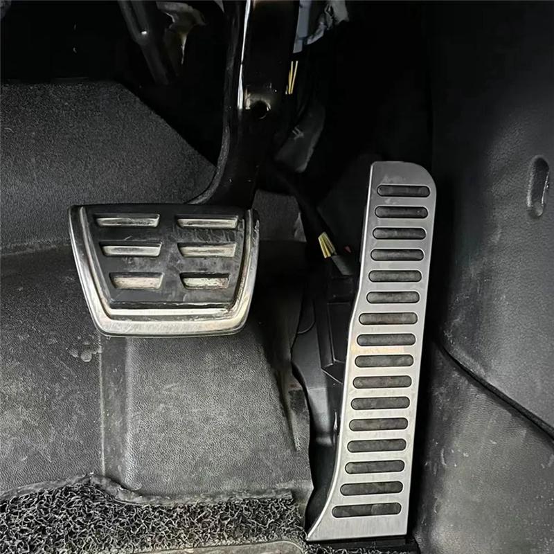 1 Piece Car Upgrade Classic Organ Accelerator Pedal Black & Silver ABS+Metal For MQB VW Golf 7 Passat B8 Octavia MK3 A3 S3 RS3-A