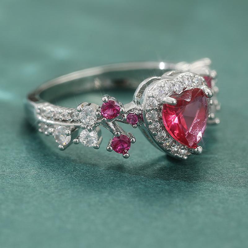 Elegant Eternity Heart-Shaped Ring Synthetic Zircon Luxurious Women's CopperPlated Sparkling Ring Jewelry Valentine'S Day Gift