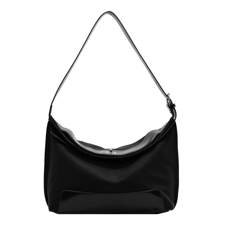 Today's popular contrasting color canvas small bag women's new fashionable versatile messenger bag one shoulder underarm dumpling bag