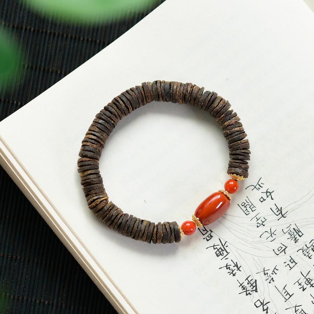 Oriole Song Agarwood & Nan Hong Agate Bracelet with 925 Silver Beads (No Oil Injection)