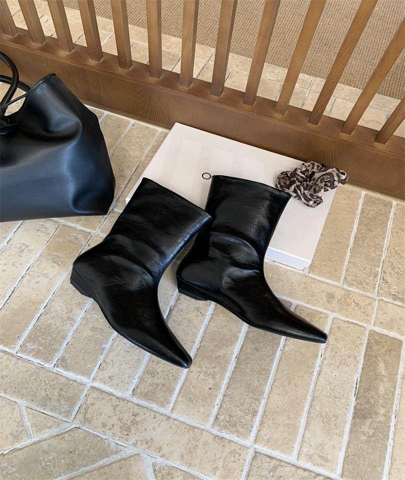 2025 new retro brown short boots women's small square head versatile low heel short sleeve thin boots