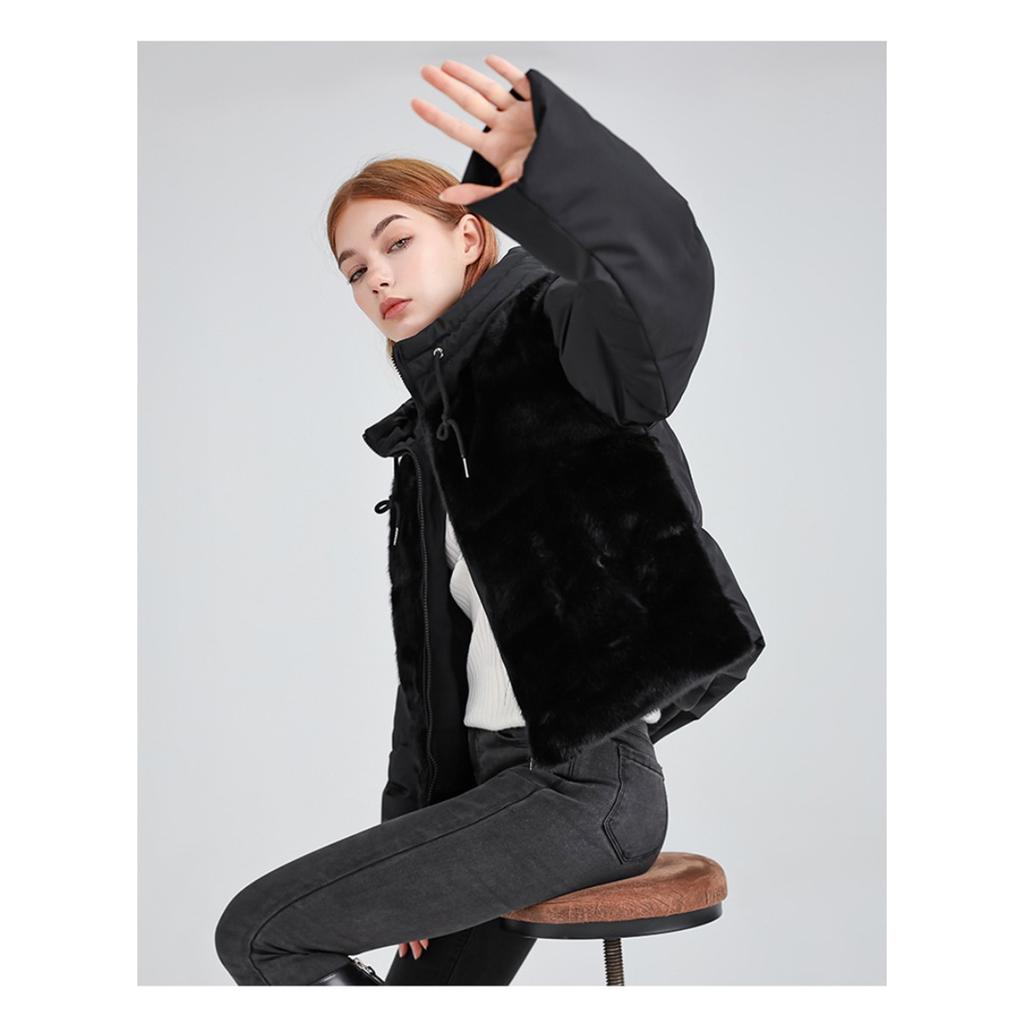 2025 Nový dámský krátký módní péřový bavlněný kabát - Korejský styl Lehký luxusní fleecový silný zimní teplý plyšový kabát