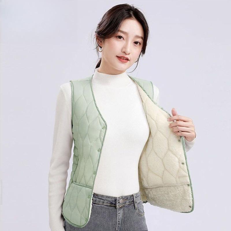 

New Autumn and Winter Sleeveless Down Cotton Clothes Women s Short Thickened Inner Vest 5XL светло-зеленый
