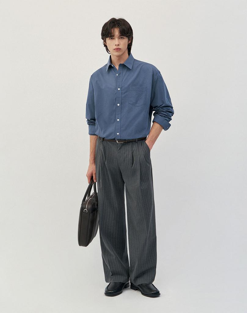 WORK ON BODY OFF Three-Tuck Semi-Wide Striped Slacks [Gray]