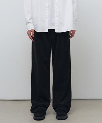 8W Corduroy One-Pleat Wide Elastic Pants [Black]