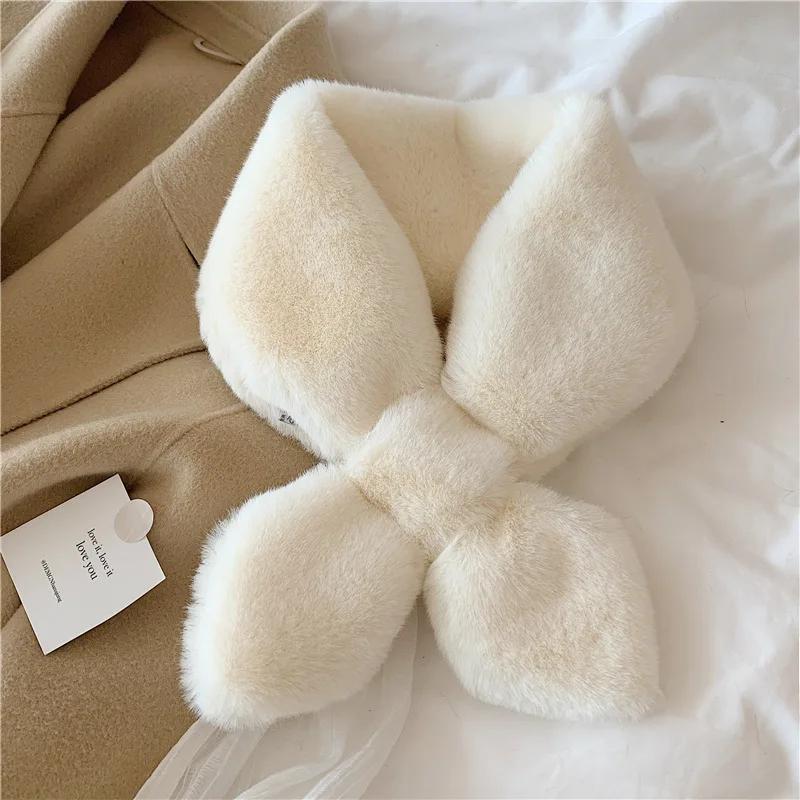 Winter Solid Color Furry Bib Warmth Faux Rabbit Fur Cross Scarf Womens Faux Fur Scarf Leaves Fakes Fur Collar Winter Accessories