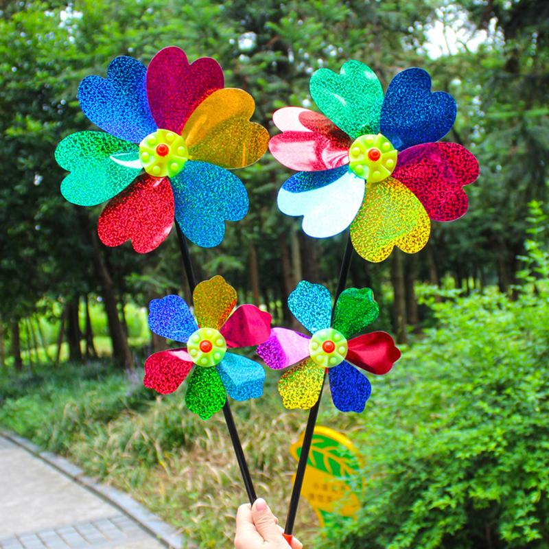 1 kus Barevný flitrový větrník Plastový tvar srdce Větrný mlýn Dekor Venkovní zahrada Trávník Slavnostní Jasné barvy Rotující Zábavná scéna