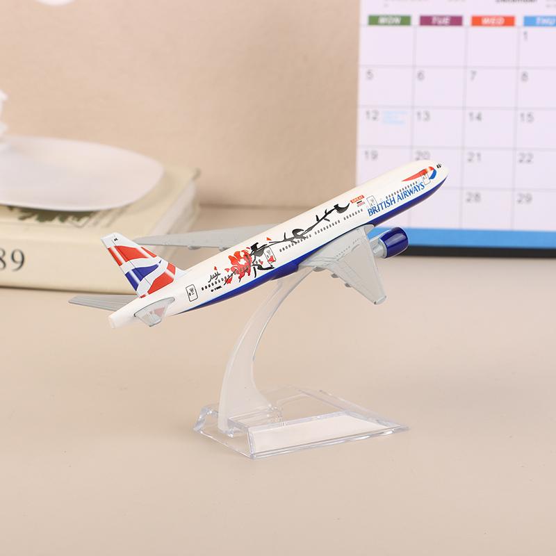 16Cm British Plum Blossom 777 Airliner Alloy Airplane Model Scale 1:400 Metal Airplane Replica Diecast Aircraft Toy For Boys