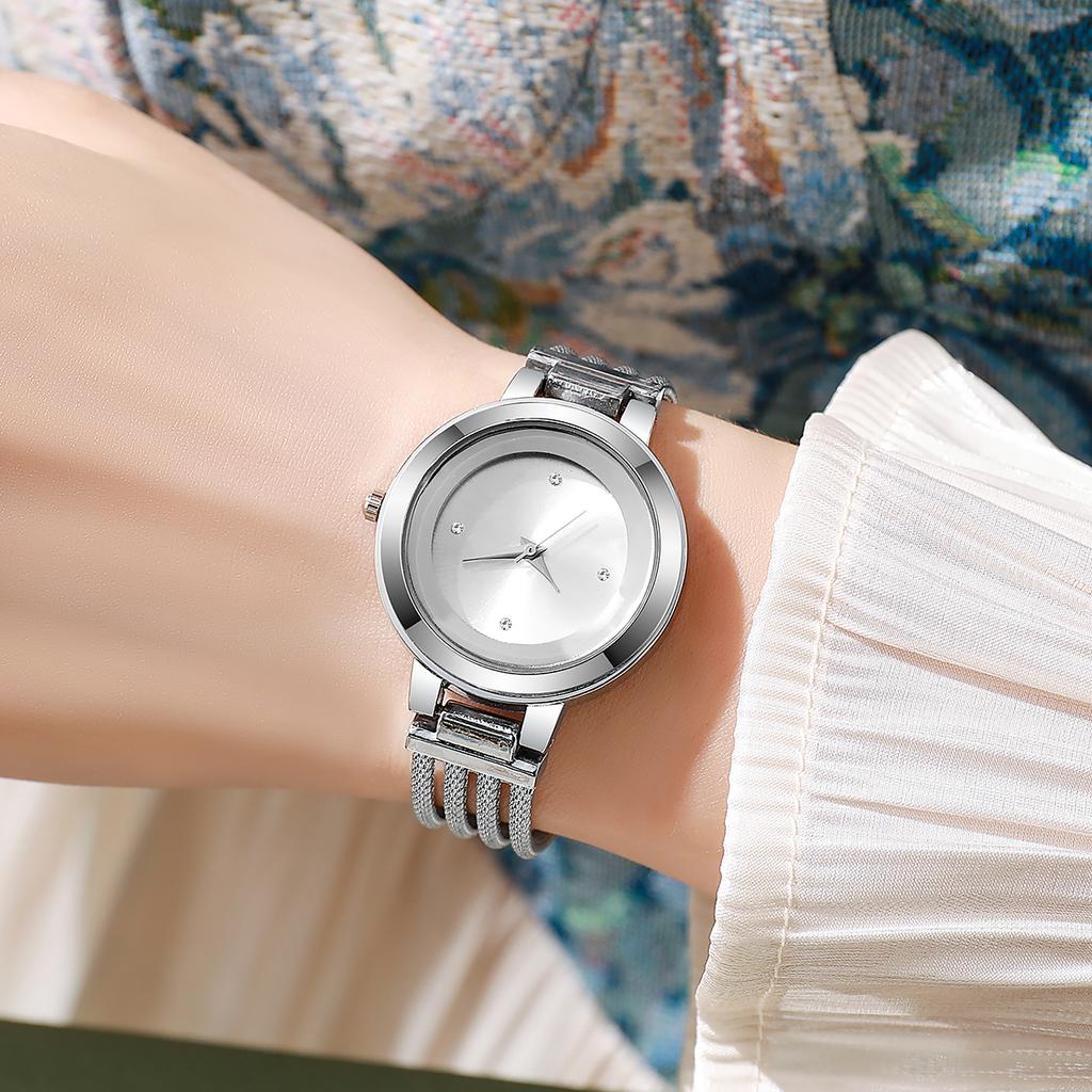 4pcs/set Women's Watch Elegant Fashion Simple Dial Trendy Leisure Classic Quartz Bracelet Watch (Box Not Included))