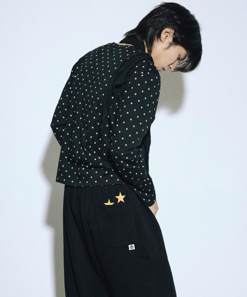 LISHAUSEUSAUNDEU Layered Star Tee Black