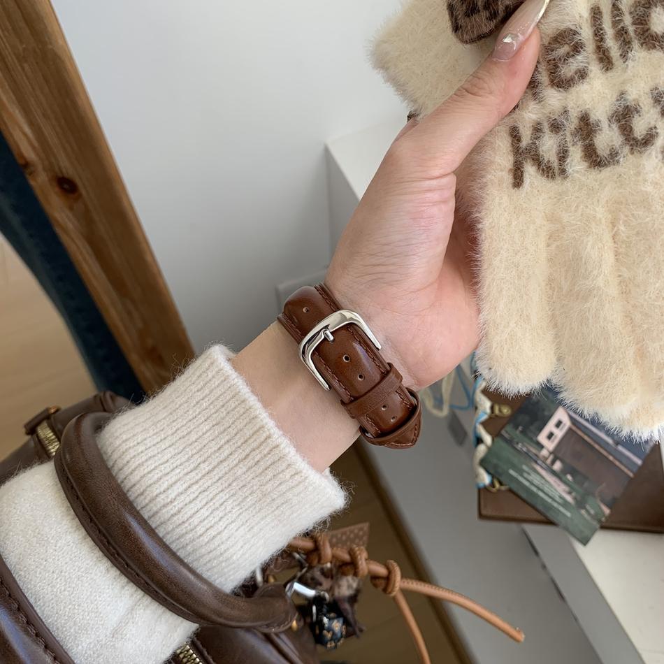Oiled Glossy Genuine Leather Bracelet For Apple Watch Band S11/10/9/8/7/6/5/Ultra iWatch Strap 49/46/45/44/42/41/40/38mm Casual