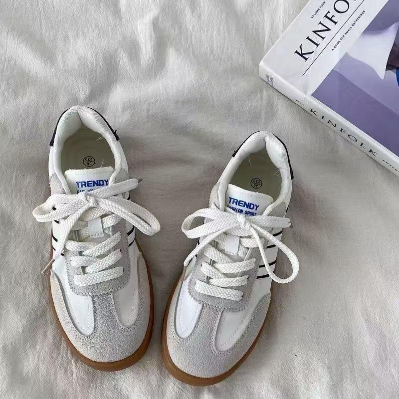 Retro damskie nowe niszowe casualowe wiosenne i jesienne wszechstronne buty na deskorolkę niskie białe buty