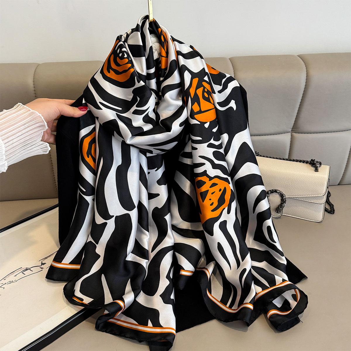 

Роскошный бренд Женский шарф Летняя шелковая шаль Женский платок Мягкая женская эшарпа Дизайнерский пляжный палантин Бандана фуляр муфлер 80x178cm