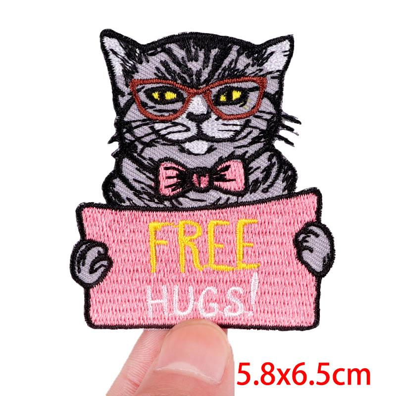Horror Animal Butterfly Embroidered Patches Bear Cat Shark Patch Iron On Patches For Clothing Thermoadhesive Patches For Clothes