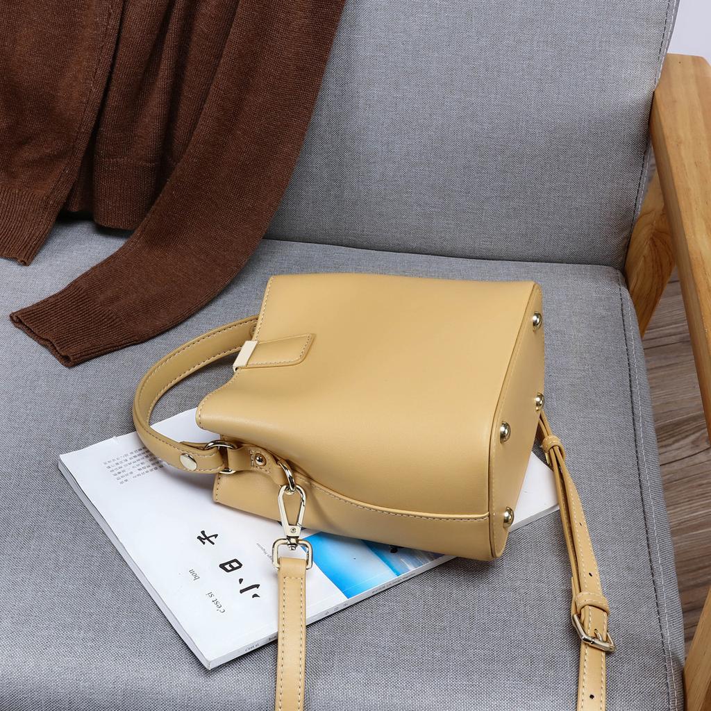 Neue Tasche für Damen Vielseitige Handtaschen Modische und Hochwertige Umhängetasche Pendler Crossbody-Tasche