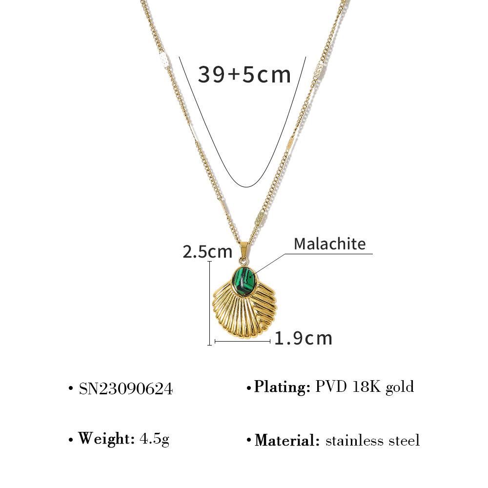 

French Retro Style 18K Gold Titanium Steel Necklace Inlaid With Malachite Pendant Women S Collarbone Chain Necklace
