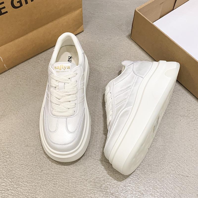 Leather polished platform Internet celebrity white shoes women's 2025 autumn new heightening lightweight board shoes casual sports women's shoes tide