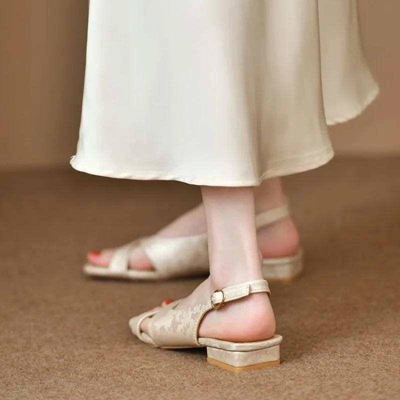 Fashion 2025 Hot Sale Ladies Shoes Buckle Strap Women's Sandals Fashion Open Toe New Dress Sandals Women Comfortable Heeled Sandals