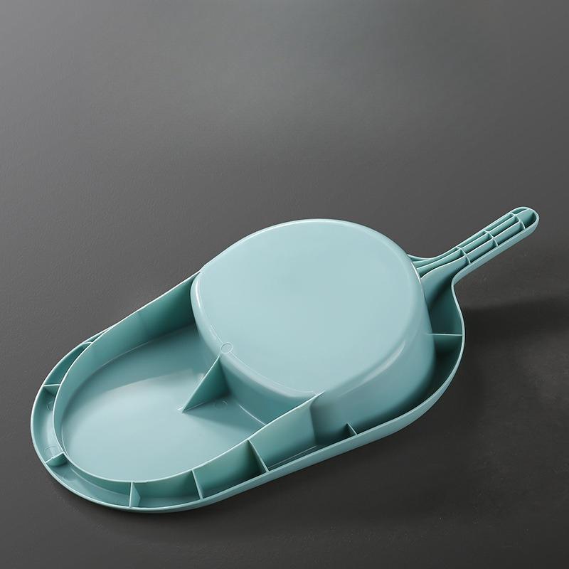 Bedridden elderly paralyzed patients horizontal bedpan with lid attached postpartum women sitting on the bedpan