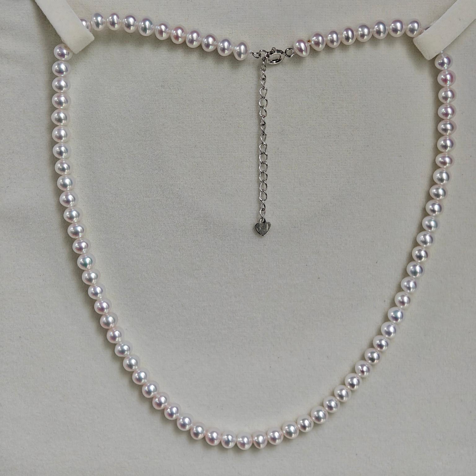 Ai Jewelry Колье  Аврора  из пресноводного жемчуга с круглым жемчугом-семечкой и регулируемой цепочкой из серебра S925 5-6mm