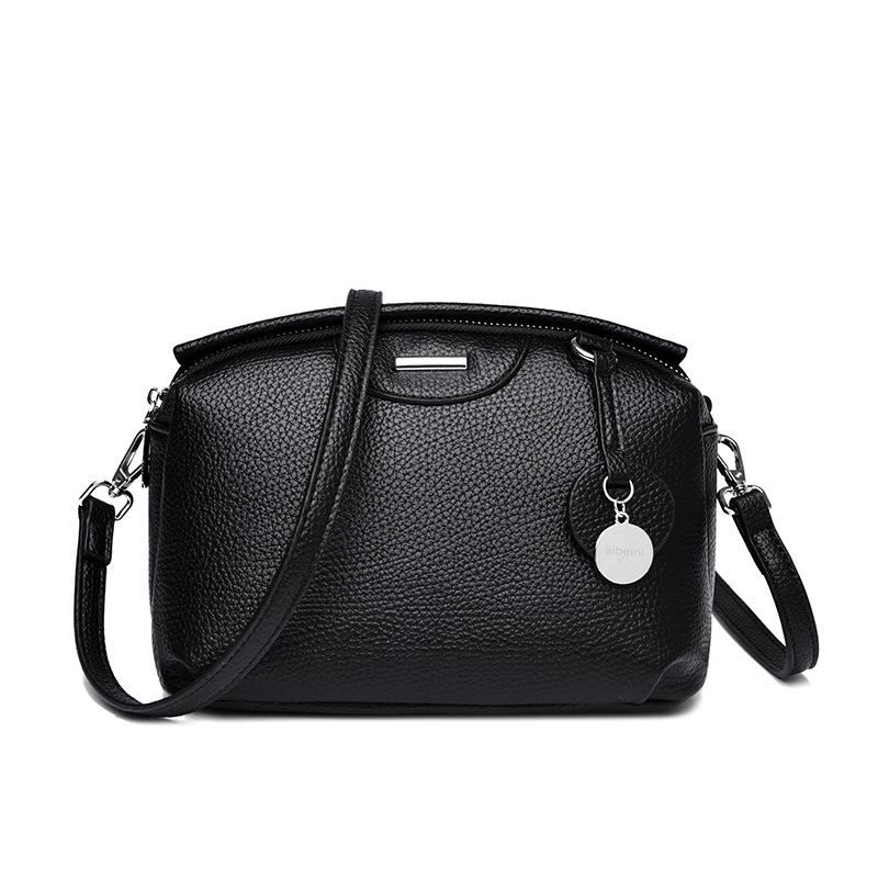 Trendig liten väska för kvinnor, Crossbody-väska med stor kapacitet för damer, Enkel och elegant, Mångsidig enkel axelväska