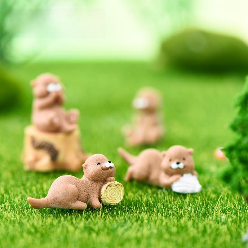 Cute Resin Otter Keychain Artistic Cartoon Miniature Ornament Diy Accessory