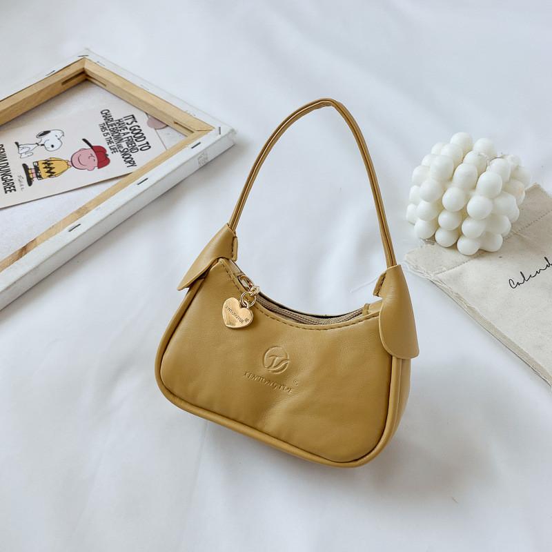 Stylish And Versatile Children's Mini Handheld Shoulder Bag In Trendy Colors For Daily Use