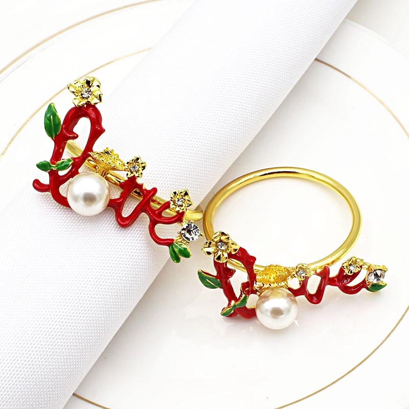 

1PC Napkin Ring Valentine s Day Party Table Decorations Exquisite Heart-Shaped Elegant Cupid Design Multistyle Red Rose Metal