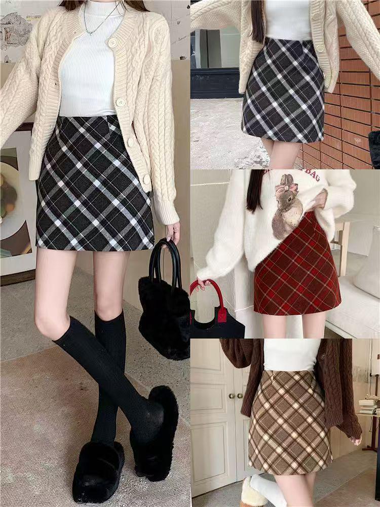 Women's High-Waisted Plaid A-line Skirt - Autumn Retro Style, Slimming, Petite, Versatile, Hip-Hugging.