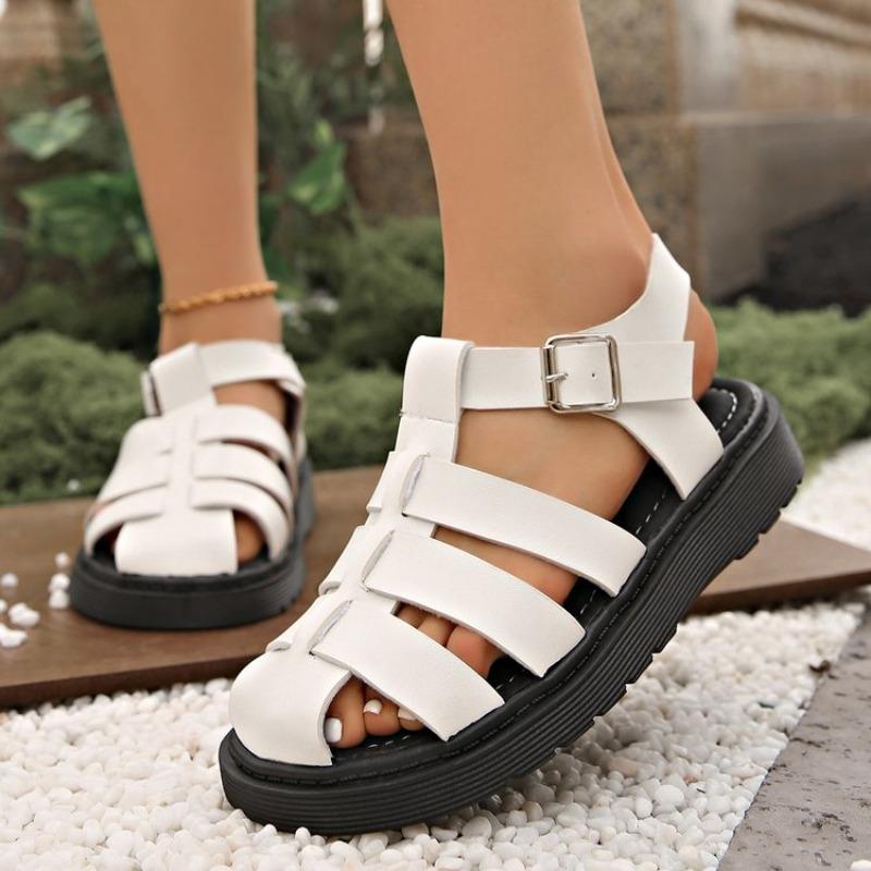 2026 Summer New Rome Closed Toe Women's Sandals Outdoor Casual Platform with Buckle Strap Daily Plus Size Hollow Sandals