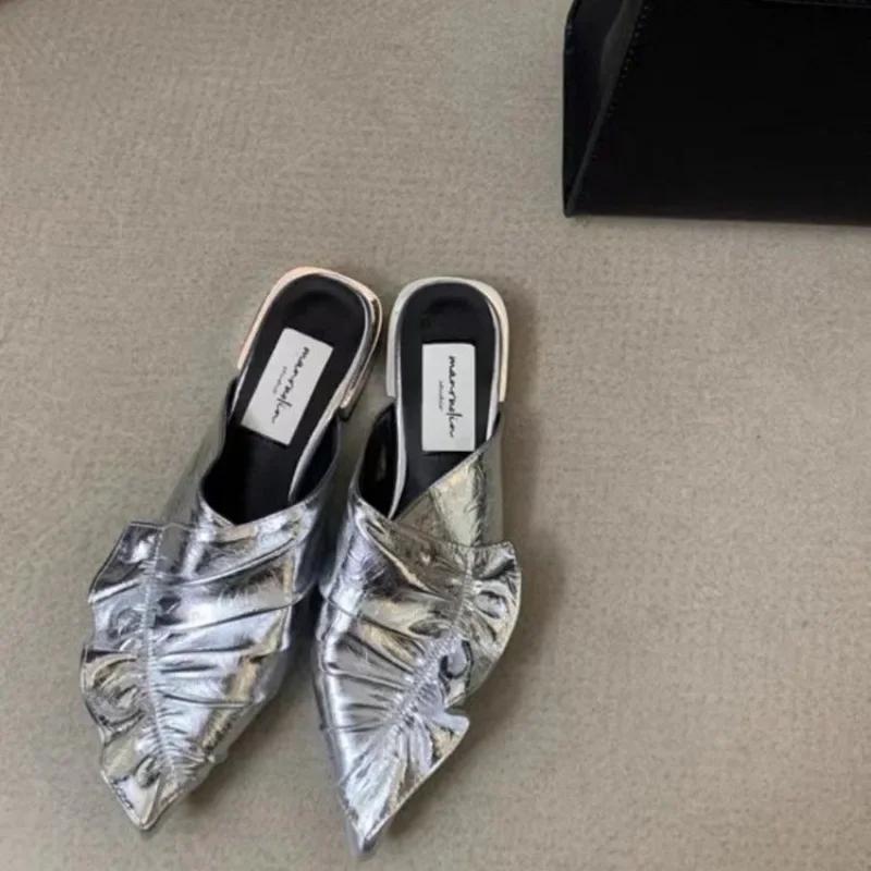 

модные женские летние новые модные плиссированные дизайнерские плоские удобные мюли с острым носком, без застежек, для вечеринок, для улицы, женские сандалии 38 серебряный