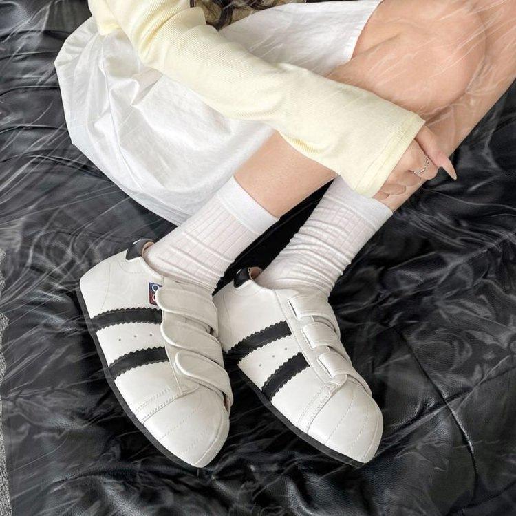 2025 autumn shell head thick-soled Velcro German training shoes women's new height-increasing versatile sports and leisure big head shoes