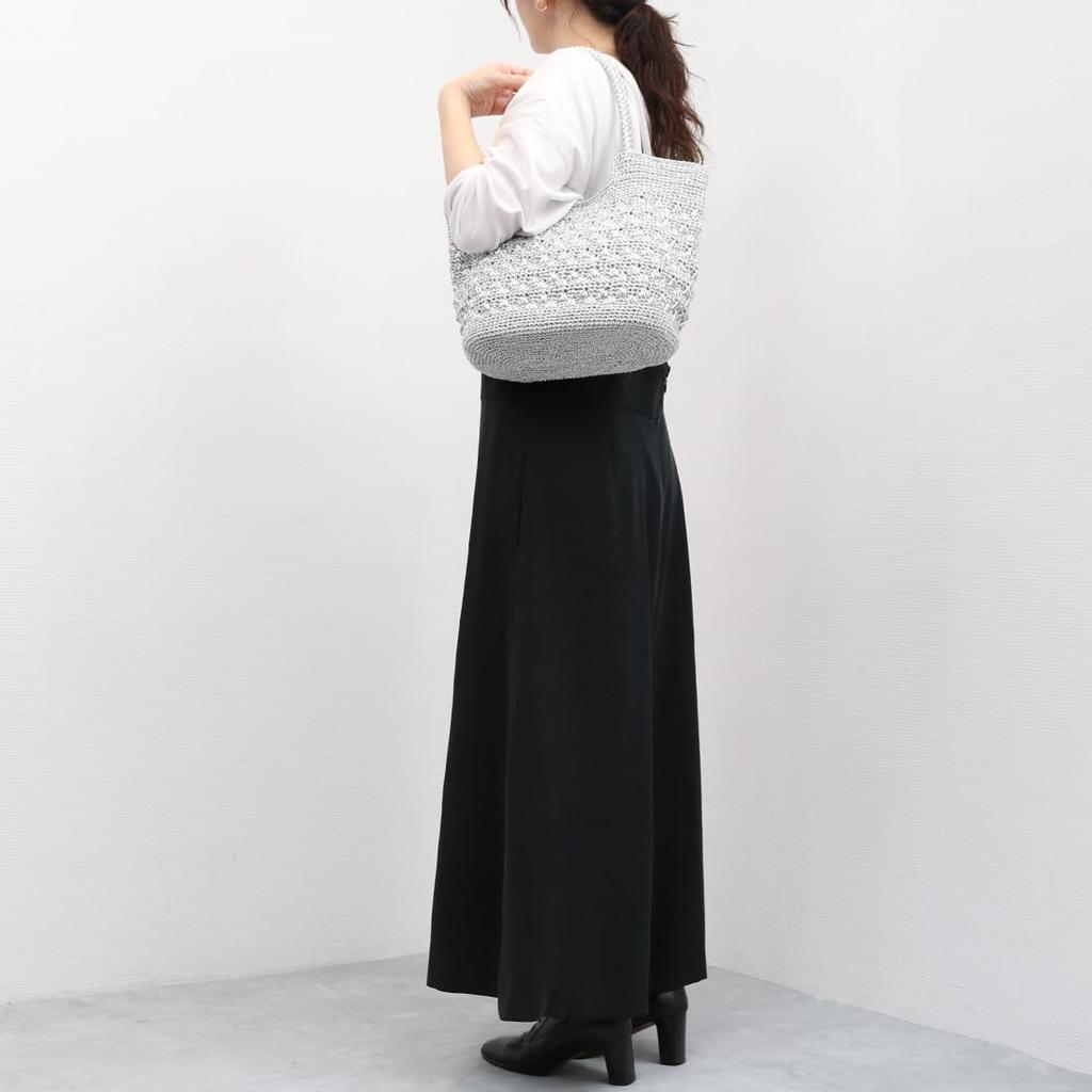 Metallic cord pattern knit tote bag