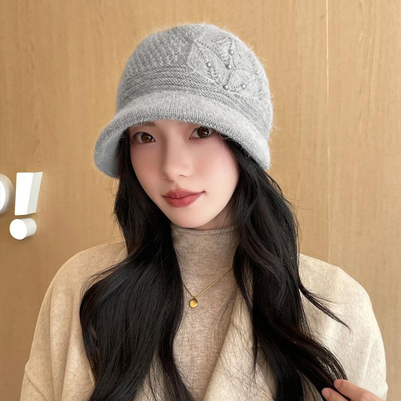 Fashion Windproof Warm Hat for Women In Winter, The Elderly Loose Outdoor Travel Knitted Hat