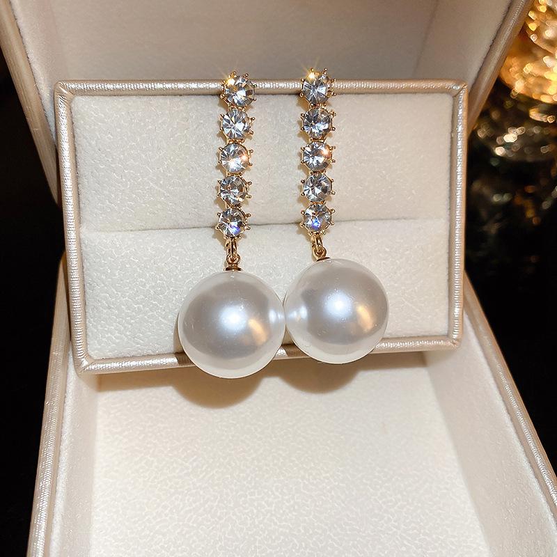 Vintage Light Luxury Long Dangle Earrings for Women, Fresh Sweet Style, Hypoallergenic Nickel-Free High-End Jewelry Gift