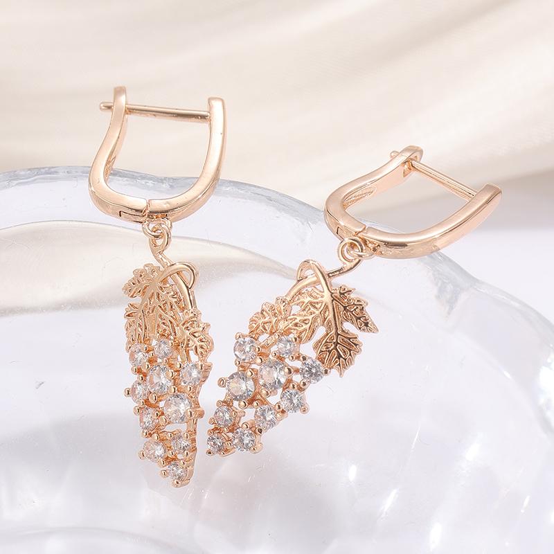 

Gold Color Grape Cz Dangle Women s Earrings for Party Daily Wear золотий