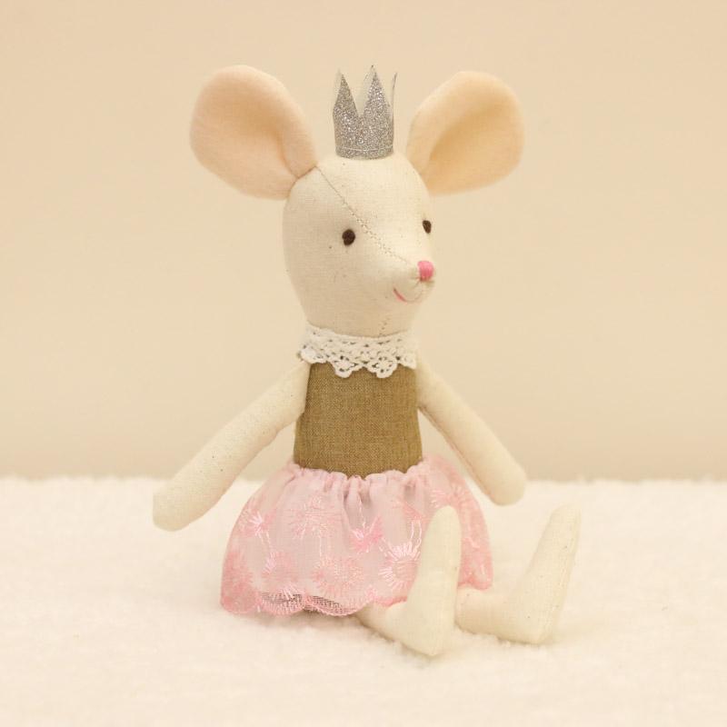 Bambole di peluche Animali di peluche Cartoni animati Giocattoli per bambini per bambine Regalo di compleanno Natale famiglia di topi casa delle bambole